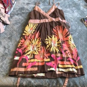 Beautiful spring/summer dress.